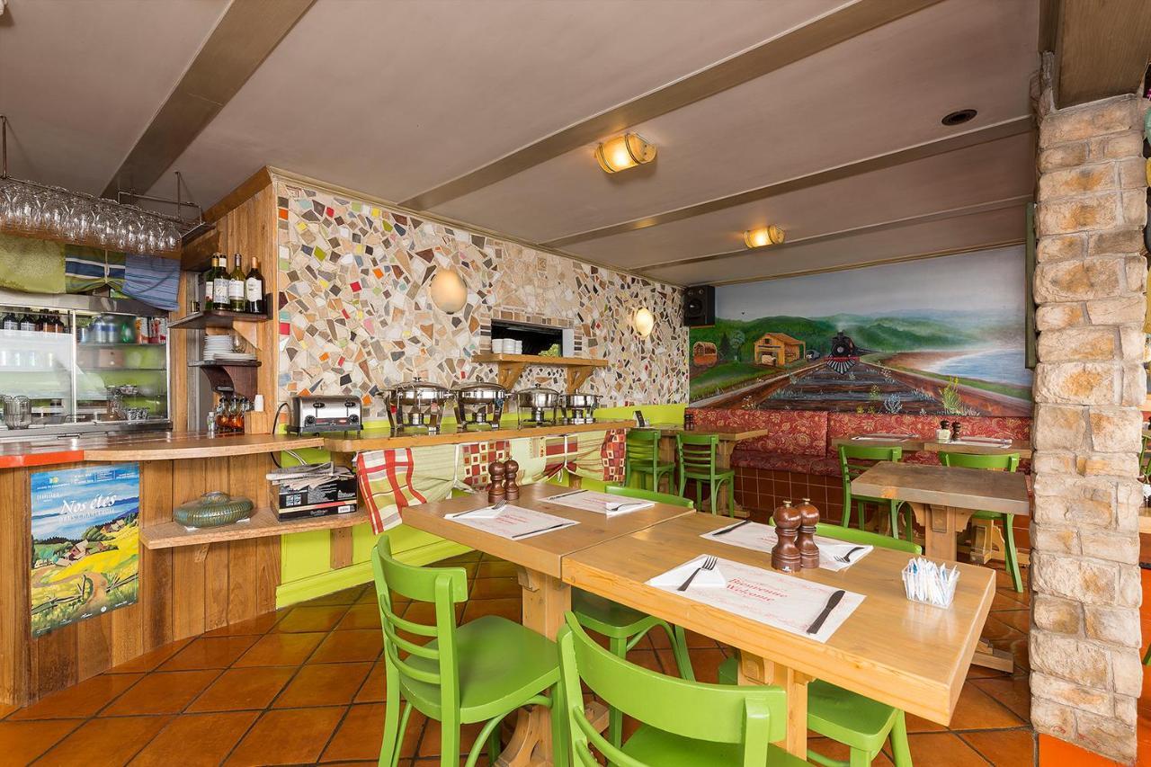 Restaurant Motel De La Plage Saint-Irenee Luaran gambar